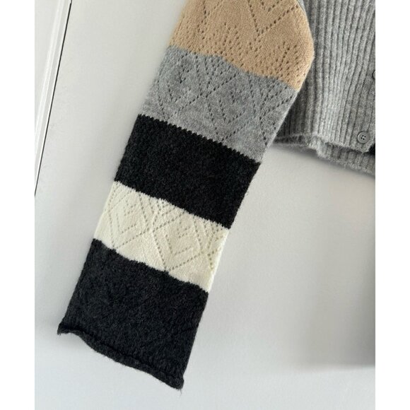 Button-Front Colorblock Crop Sweater – Grey/Black – Small – NWOT - Picture 6 of 8